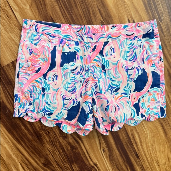 Lilly Pulitzer Pink Pelican Scallop Hem Shorts - Picture 2 of 8